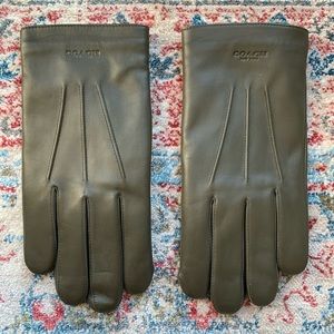 Coach Leather Tech Gloves